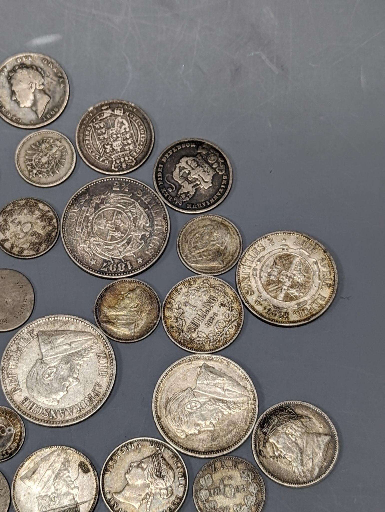 A quantity of pre-1940's silver coins